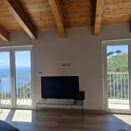 Celeste - Amalfi Coast Vietri